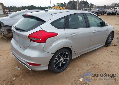 2015 Ford Focus Se z USA, uszkodzony, nr VIN 1FADP3K29FL314448